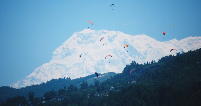 Adventure Tours Glimps